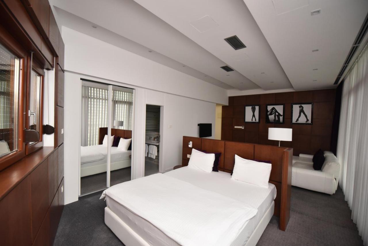Sesto Senso Hotel Требине Екстериор снимка