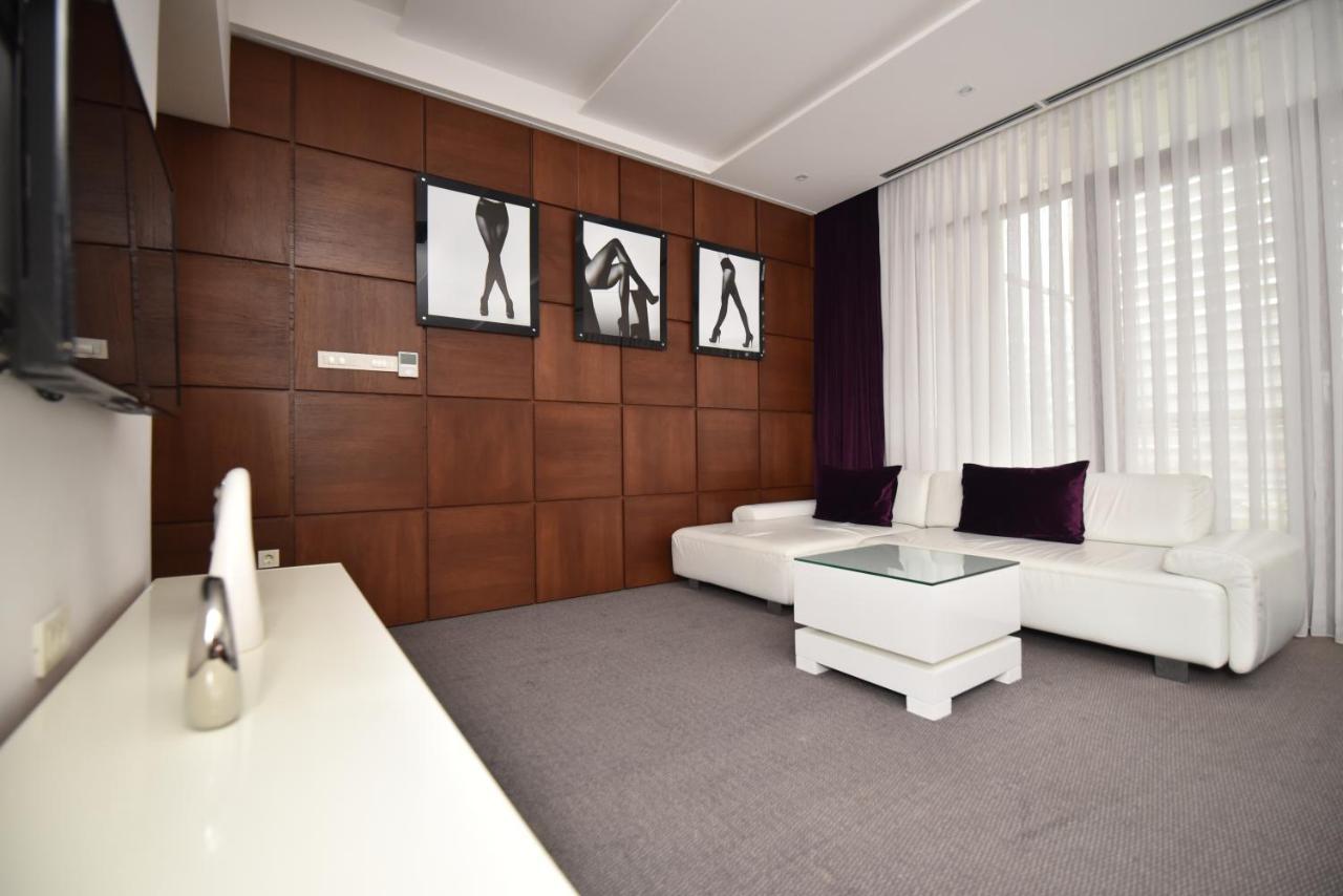 Sesto Senso Hotel Требине Екстериор снимка