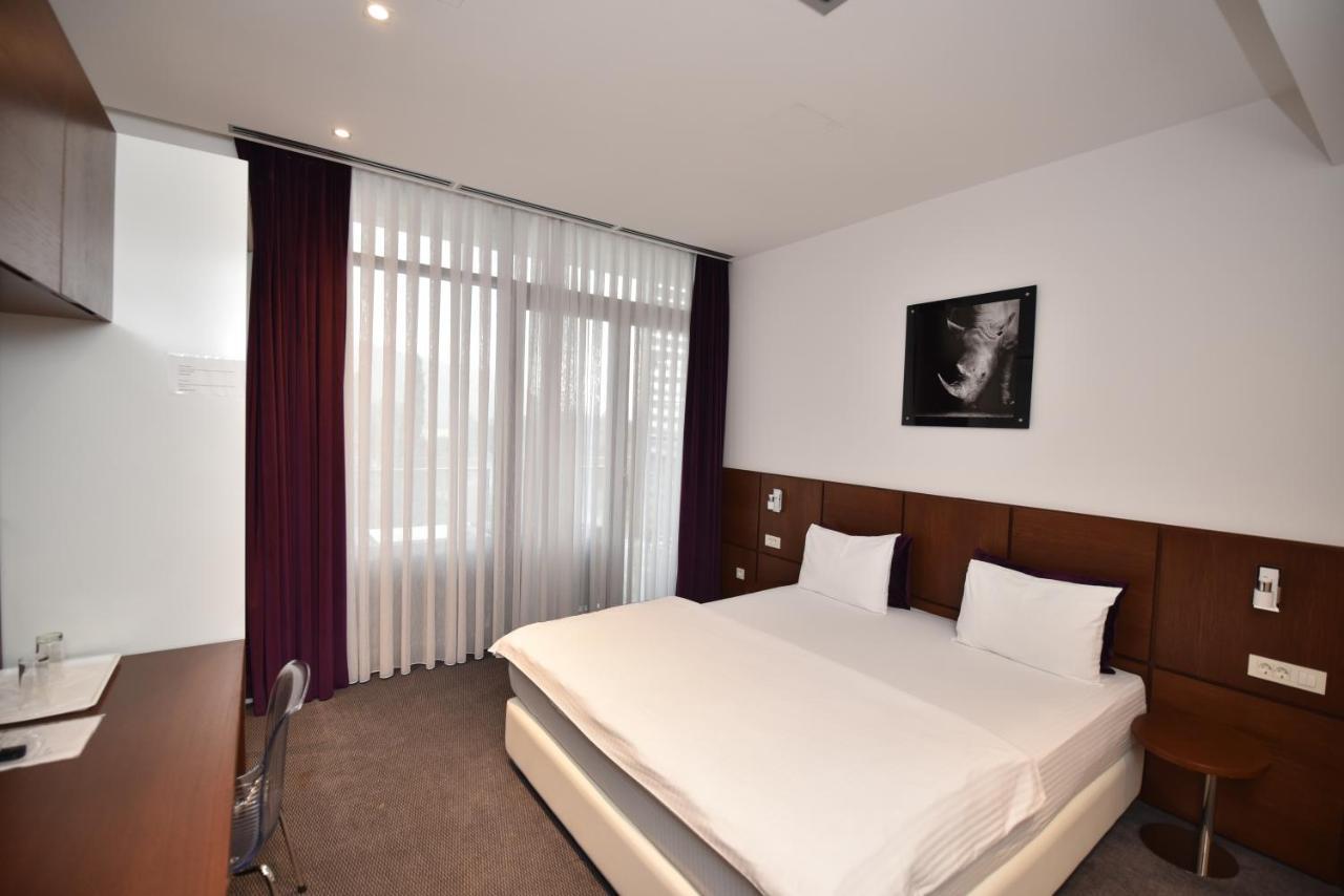 Sesto Senso Hotel Требине Екстериор снимка