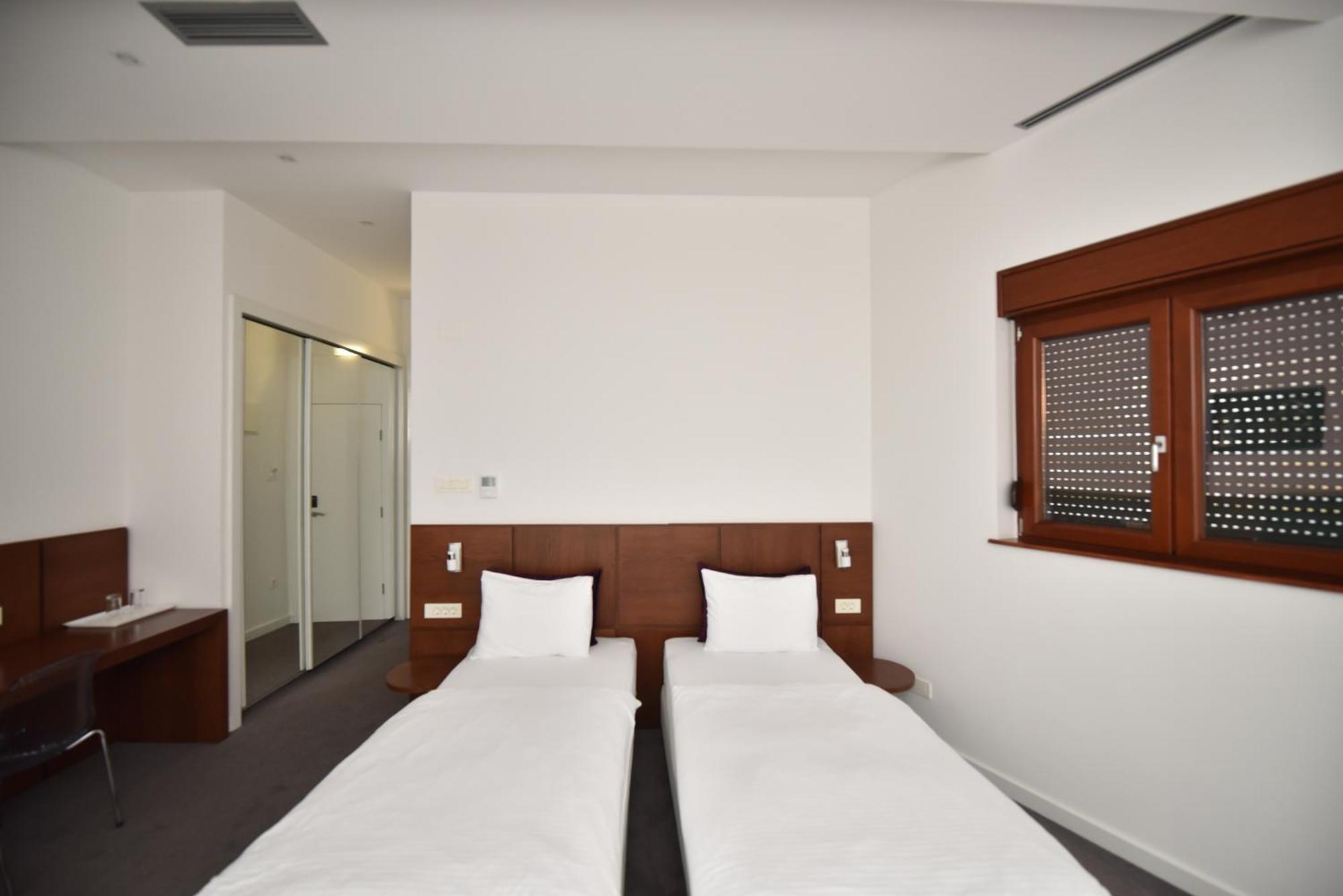 Sesto Senso Hotel Требине Екстериор снимка
