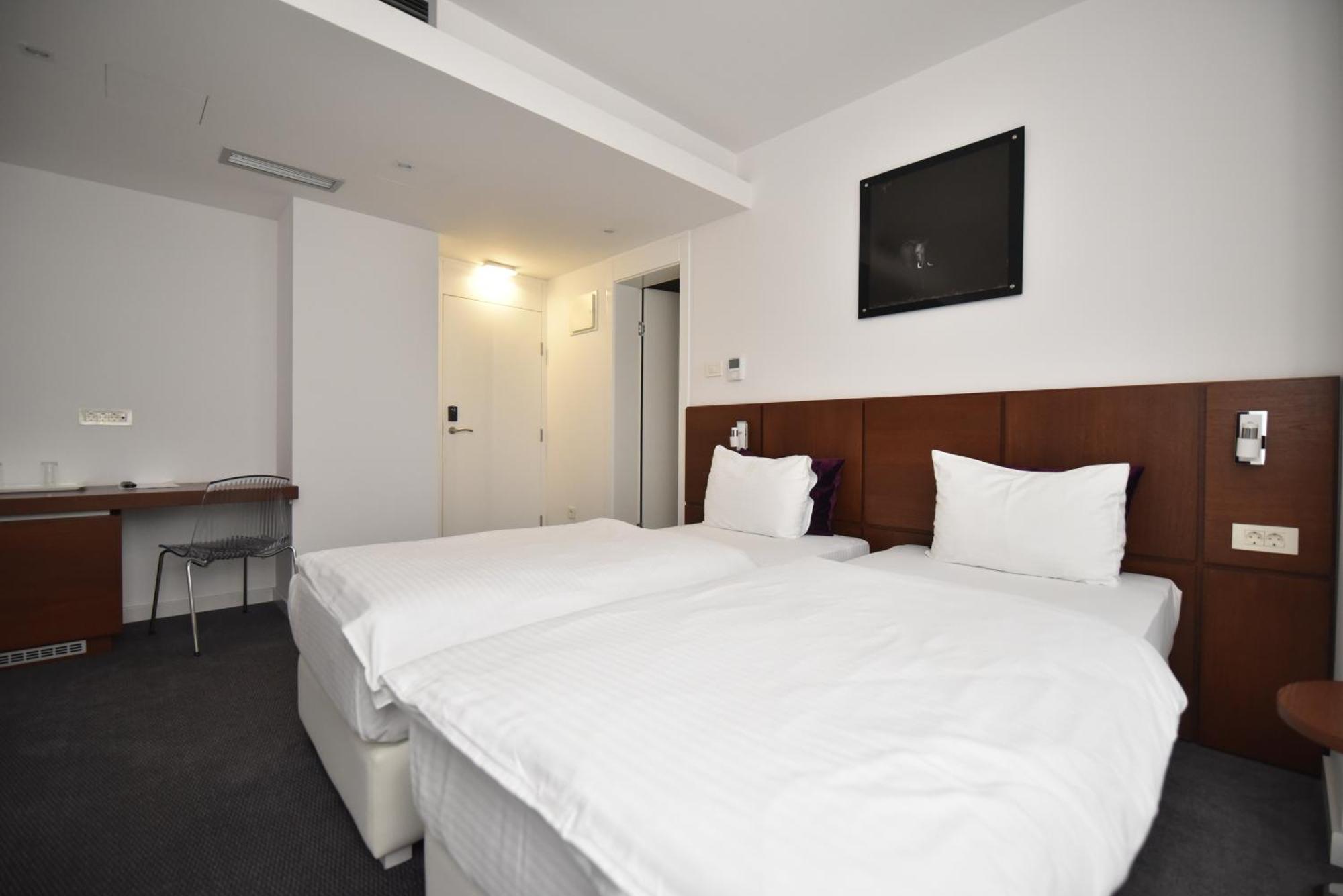 Sesto Senso Hotel Требине Екстериор снимка