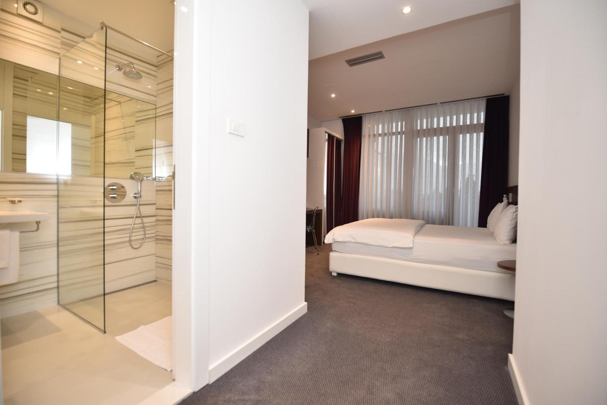 Sesto Senso Hotel Требине Екстериор снимка