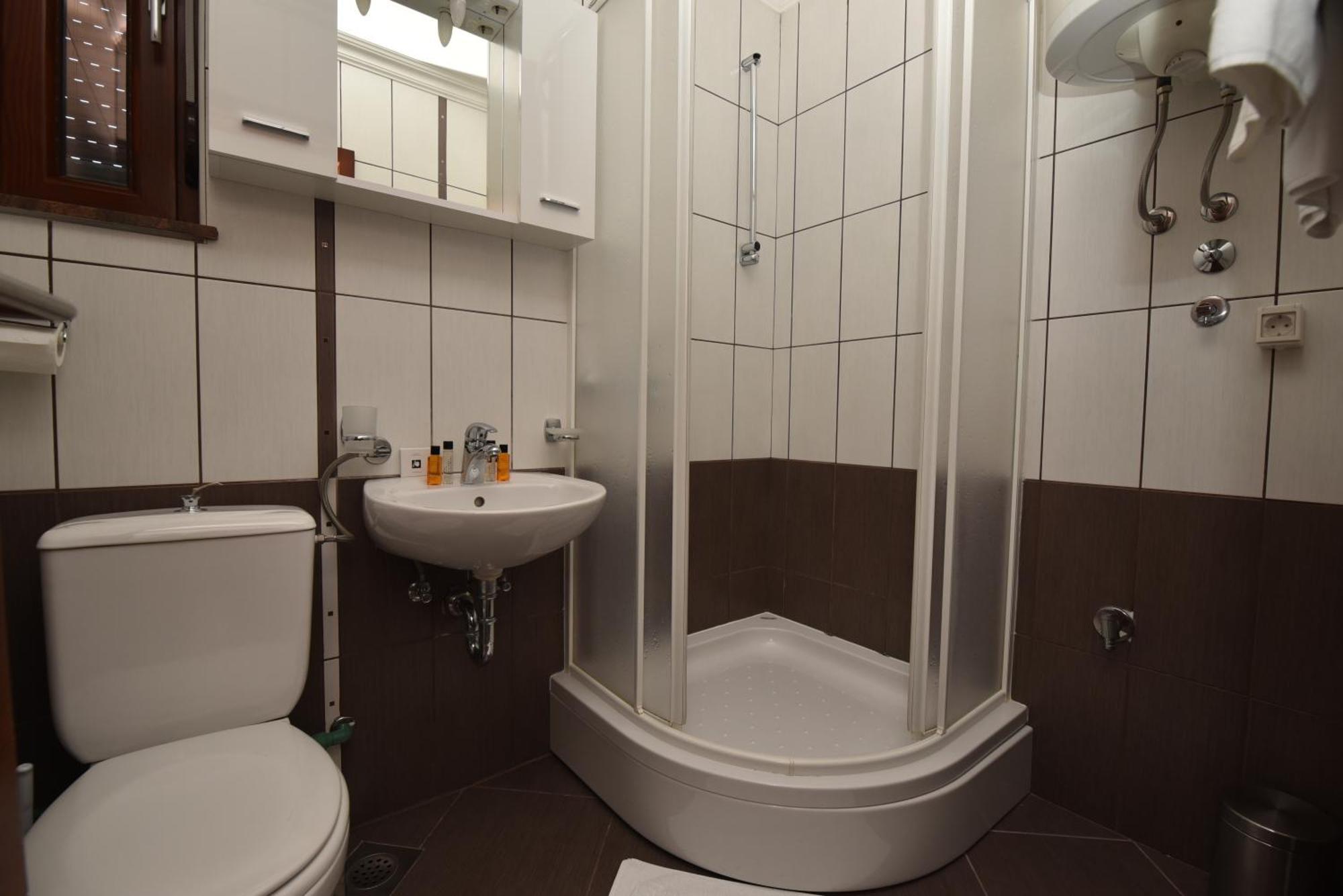 Sesto Senso Hotel Требине Екстериор снимка