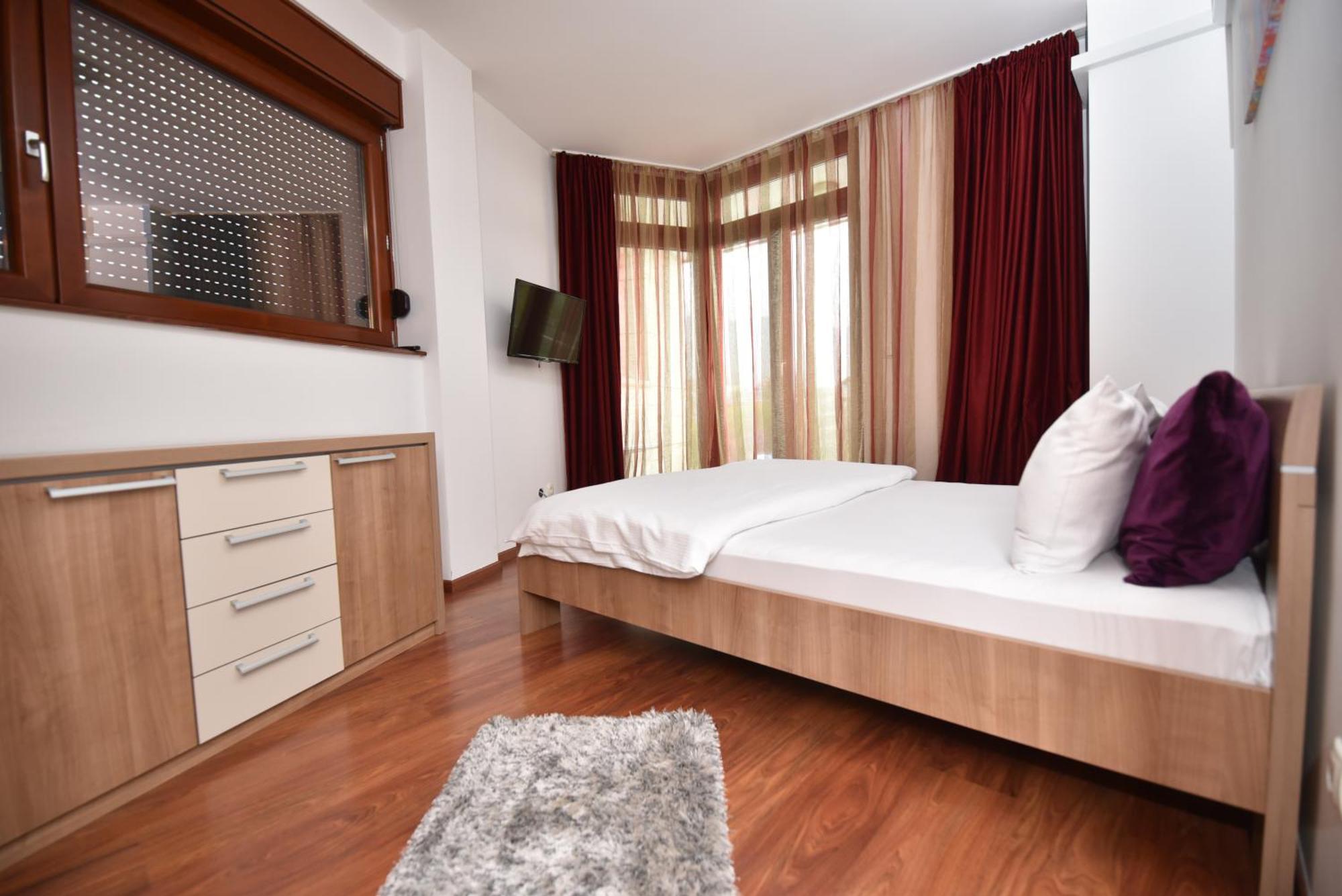 Sesto Senso Hotel Требине Екстериор снимка