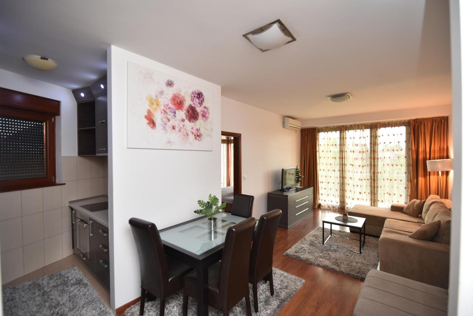 Sesto Senso Hotel Требине Екстериор снимка